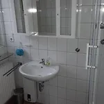 Jadeglueck By Interhome Hébergement de vacances *
